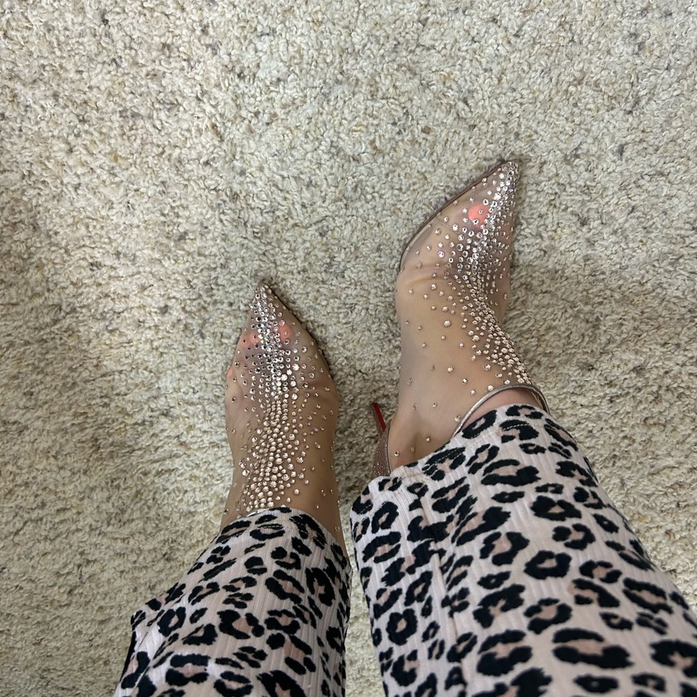 Authentic red bottoms - Picture 2 of 9